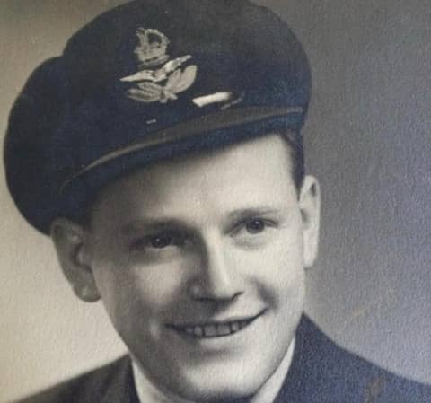 55 Les Rutherford interview - Lancaster bomb aimer