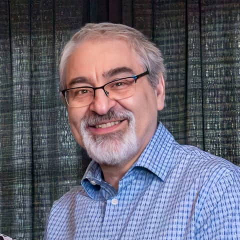 EP 92: Transforming Lives with Stories: Greg Gazin's Toastmaster Odyssey.