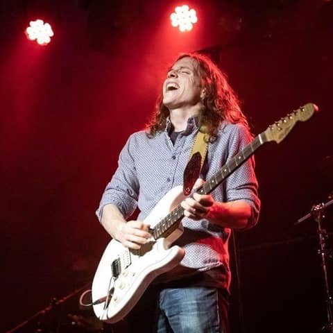 Hughes Taylor live from "Songbirds Studio"