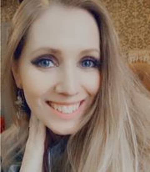 Episode 113 - Psychic Medium, Stephanie Smith