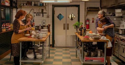 Nonnas & Bernards Watch