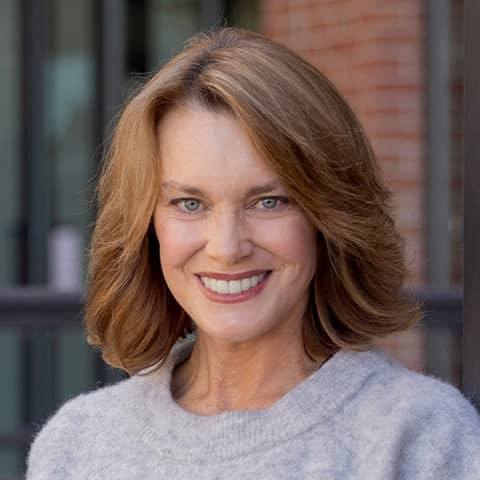 Overcoming Addiction and Finding Freedom from Rock Bottom | with Chris Janssen