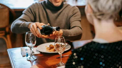 ❤️ Why Generosity Is the Missing Ingredient in Strong Holiday Relationships