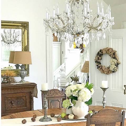 Decorate Like a Pro - Dining Room Edition Decorate Like a Pro - Dining Room Edition