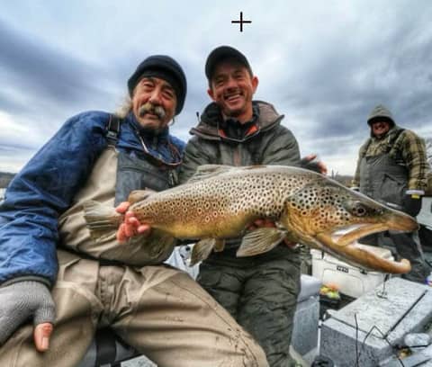Bugs Hatching in the Cupholders on the White River Arkansas with Chad Johnson.