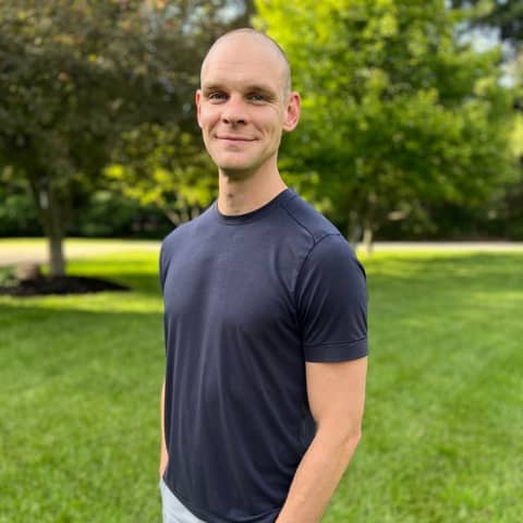 153: How To Turn One-Off Projects Into Monthly Retainers