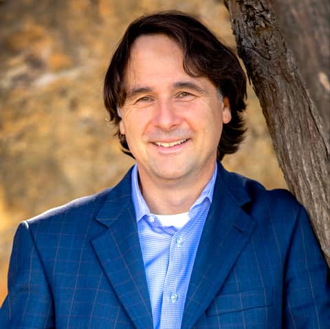 Elon Musk acquires Twitter. In conversation with Professor Ludwig Chincarini.