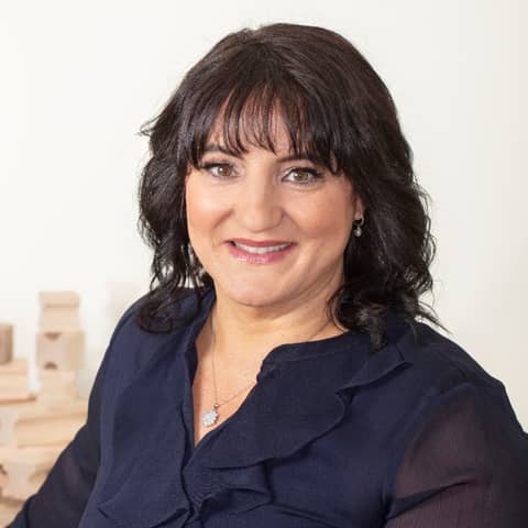 How to Navigate Mental Health and Childhood Trauma Recovery | with Dr. Roseann Capanna Hodge