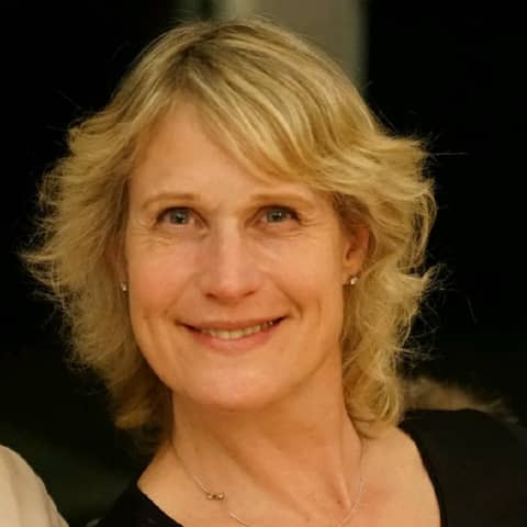 Avoiding Panic: Learning from Planning and Preparedness in Earthquake and Tsunami Zones, plus Dark Humour | With guest emergency planner Dorit Mason and host Tim Conrad