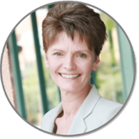 Episode 36 Showing up on camera professionally to stay competitive with guest Suzanne Glover