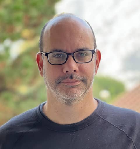 Jonas Kaplan - How Neuroscience Impacts your Beliefs, Identity, and Self-Narrative | Mental Health Coach