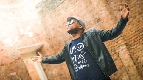 The Science Of Gratitude: How Thankfulness Rewires Your Brain