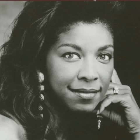 What a Difference a Day Makes, Melodic Analysis