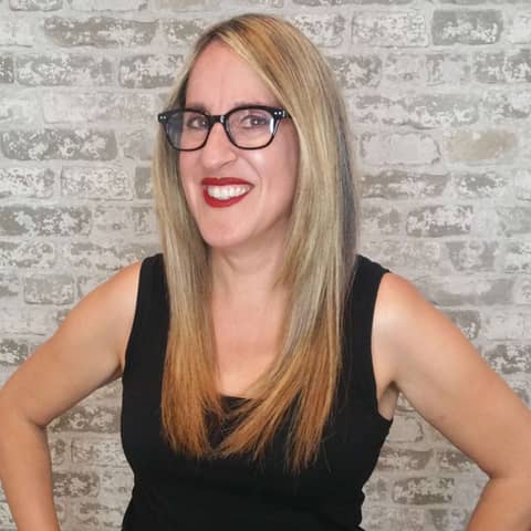 Andrea Spyros - 5 Tips to Improve Your Public Speaking