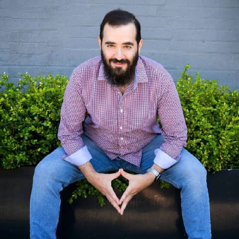 Here's How to Increase Your LinkedIn Engagement by 1,800% Using AI