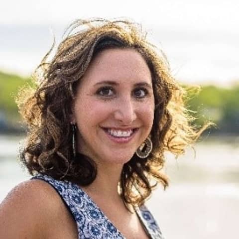 White Lotus and the End of Surface-Level Hospitality - Samantha Hardcastle