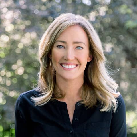 Danielle Brossart: Solo Traveler & Entrepreneur