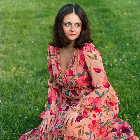 Kylie Adams - Poet & Author