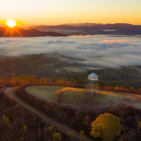Enchanting Vistas From North Carolina’s Lookout Towers with Peter Barr