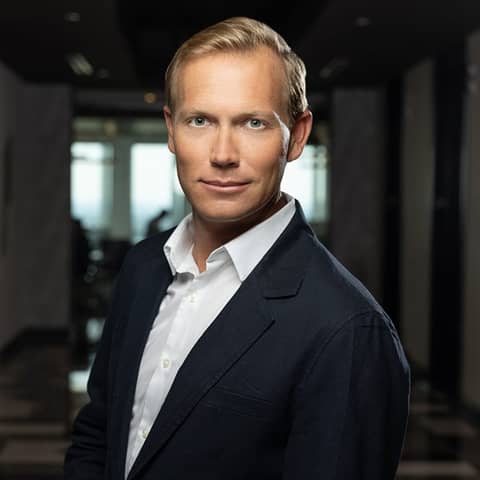 Painting The Docks Red: Building A Watersports Enterprise Featuring Chris Batchelor, CEO of Red Hospitality - Episode #125