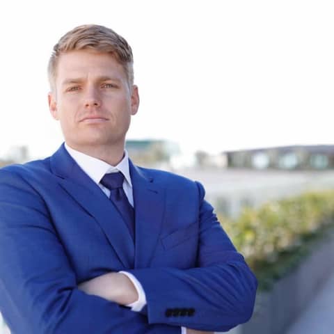 Maximizing Your Career Earnings: Expert Tips on Personal Branding, Self Marketing and Negotiation