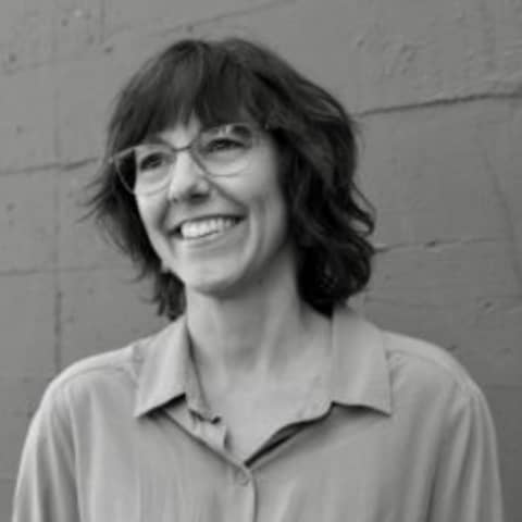 A WRITER'S LIFE 📚 Michelle Barker.