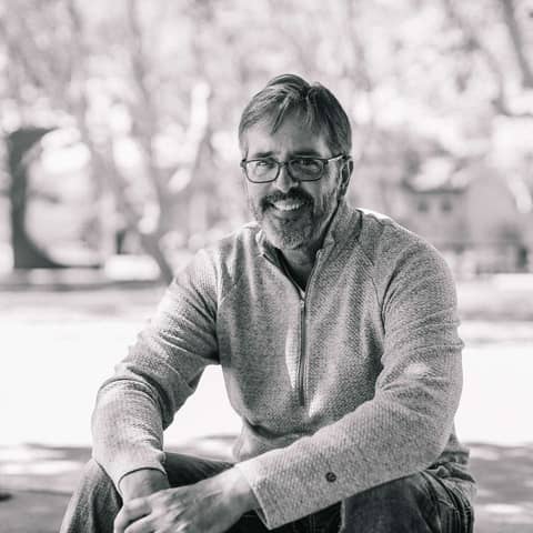 Is B2B Sales & Marketing Broken?  Reimagining B2B Success with Modern Strategies