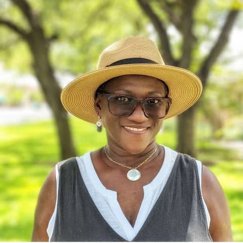 Yolanda Nagy - Eatin' & Sippin' Locally