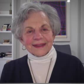 Maggie Scarf Profile Photo