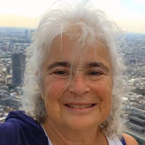 Leanna Wolfe Profile Photo