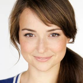 Milana Vayntrub Profile Photo