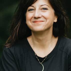 Shelly Mazzanoble Profile Photo