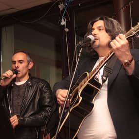 Coffee & Flowers Profile Photo Coffee & Flowers Profile Photo