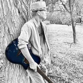 Jonnie Taverner Profile Photo