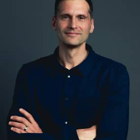 Derek Armstrong Profile Photo