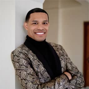 Angel Carmona Profile Photo