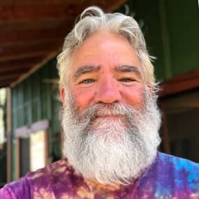 Erik Ireland Profile Photo