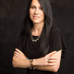 Rachelle Dene Poth Profile Photo