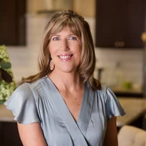 Marie Manuchehri Profile Photo