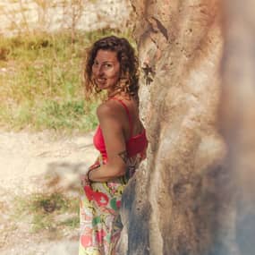 Mae Deevy Profile Photo