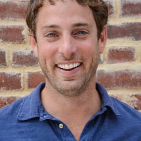 Travis Wilburn Profile Photo