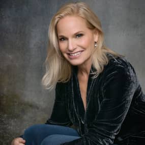 Aurora Winter Profile Photo Aurora Winter Profile Photo