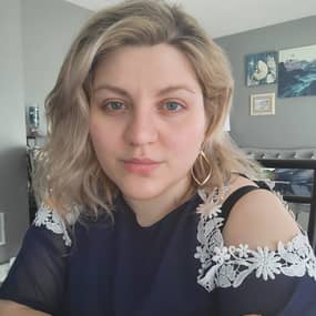 Ellza Malok Profile Photo