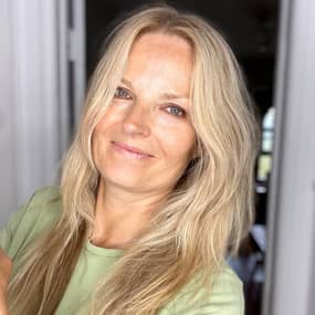 Elle Kamihira Profile Photo Elle Kamihira Profile Photo