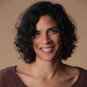 Annemarie Shrouder Profile Photo