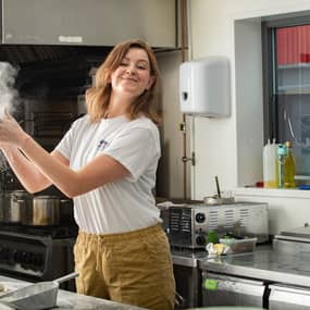 Clare Coghill Profile Photo