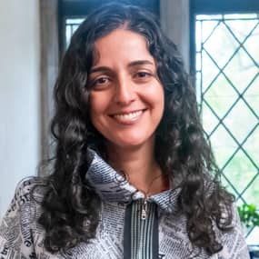 Professor Táhirih Motazedian Profile Photo