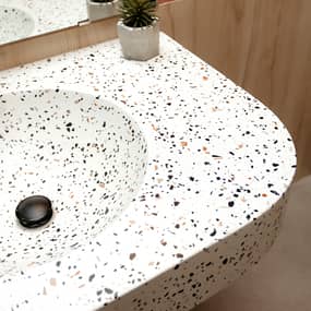 Simon Tippel Profile Photo Simon Tippel Profile Photo