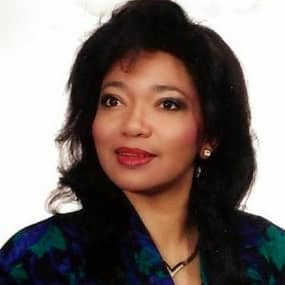 Angela Sharpe Profile Photo