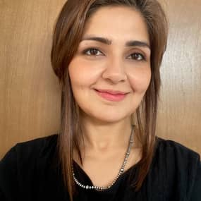 Mona Akmal Profile Photo